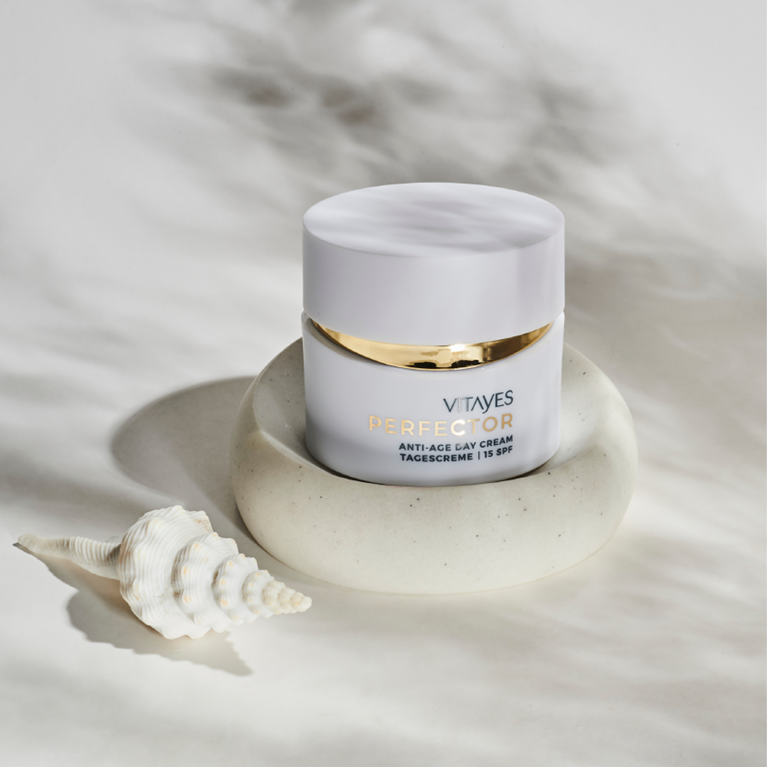 Perfector Anti-Wrinkle Sunscreen Cream (15SPF) - 50ml - VITAYES